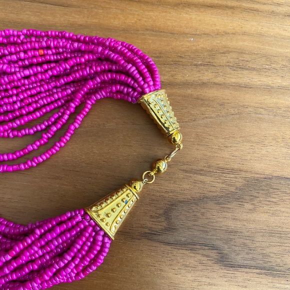 Fucia multi strand bead necklace - Picture 2 of 3
